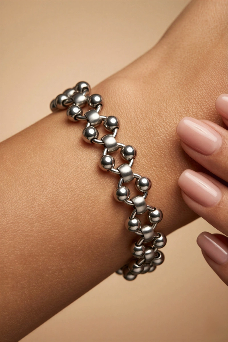 Top Detay Beyaz Altın Kaplama Çelik Bileklik