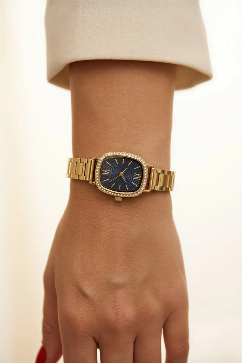 Fener Model Gold Kordon Lacivert Kadran Kadın Kol Saati