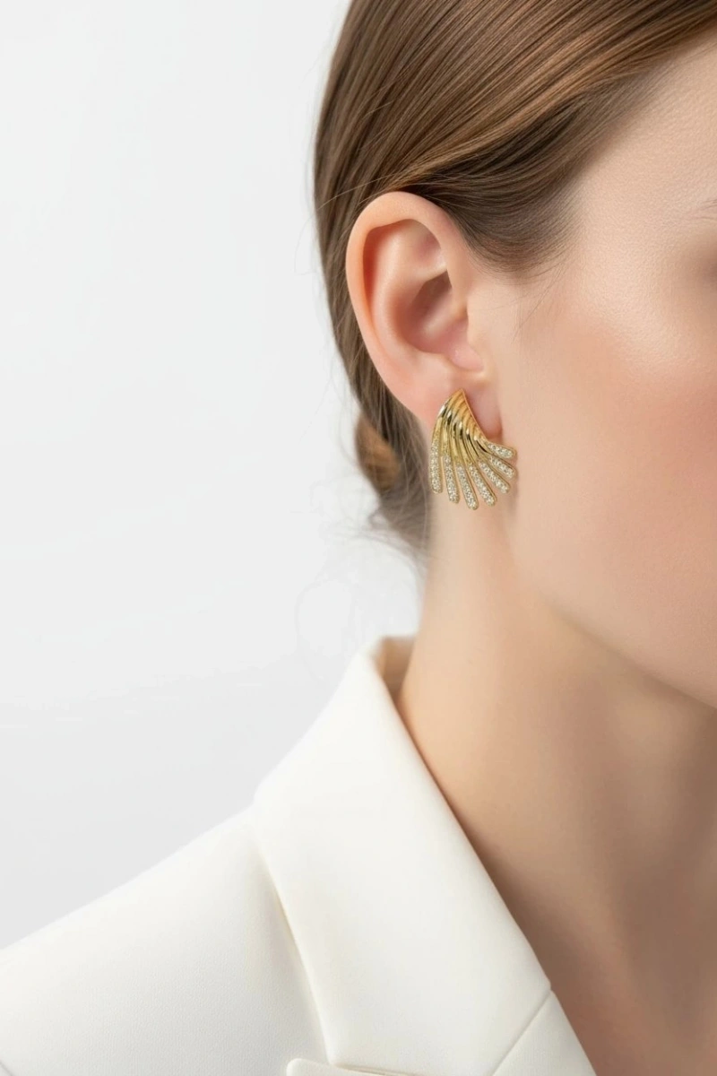 Wing Model Gold Altın Kaplama Küpe