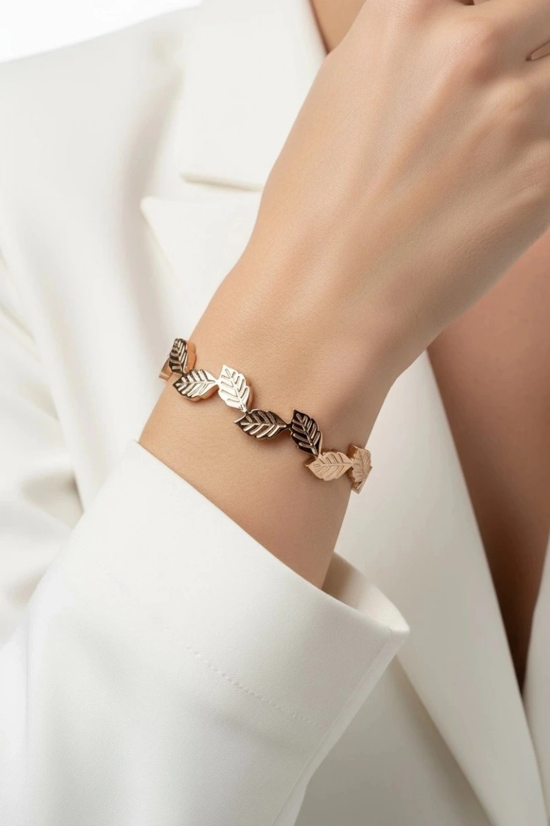 Dalgalı Yaprak Model Rose Altın Kaplama Bileklik