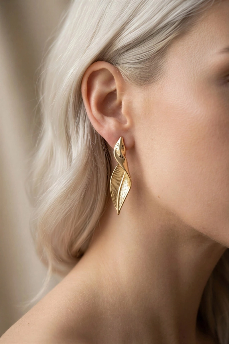 Sarmal Yaprak Model Gold Altın Kaplama Küpe