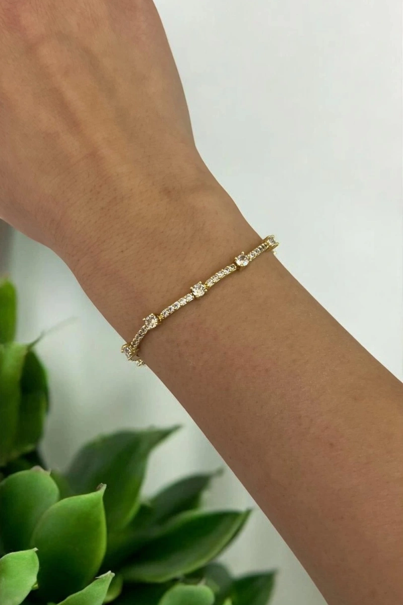 Taş Detay Çizgi Model Gold Altın Kaplama Bileklik