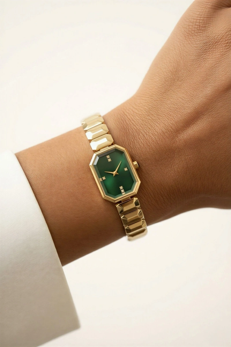 Sekizgen Model Gold Kordon Haki Kadran Kadın Kol Saati