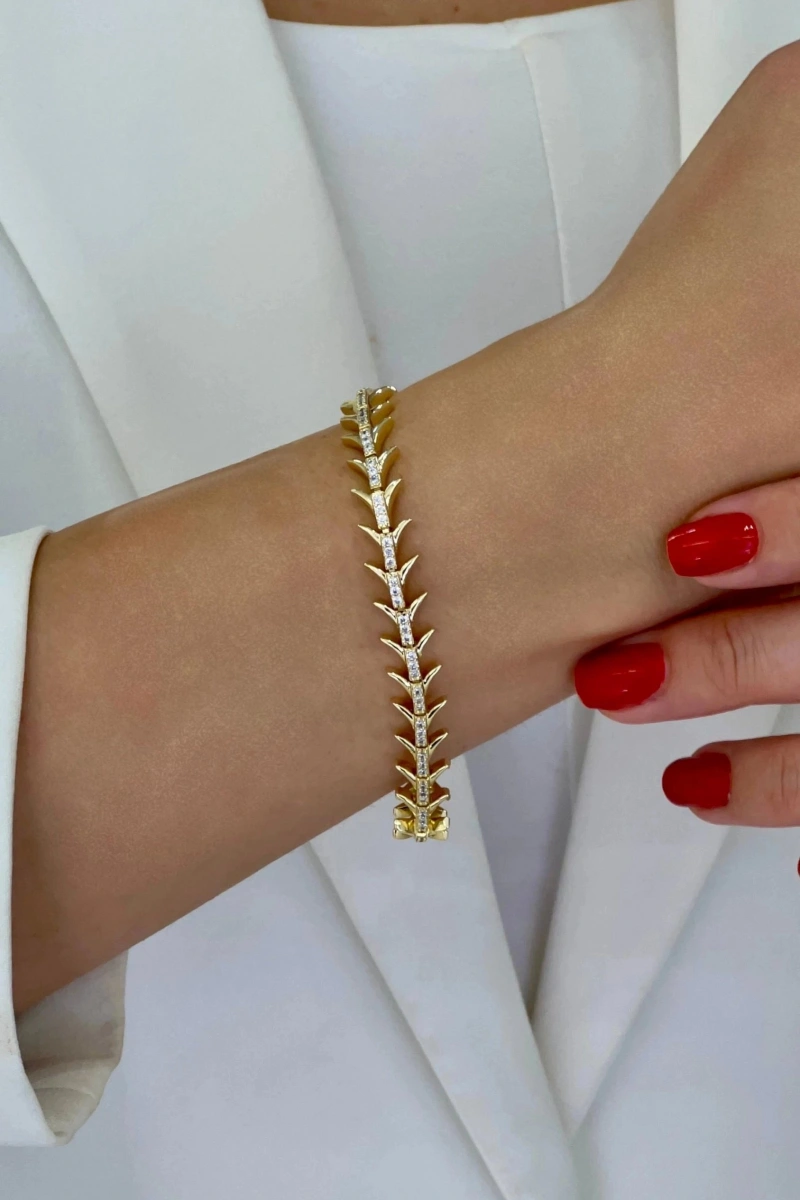 Kılçık Model Taş Detay Gold Altın Kaplama Bileklik