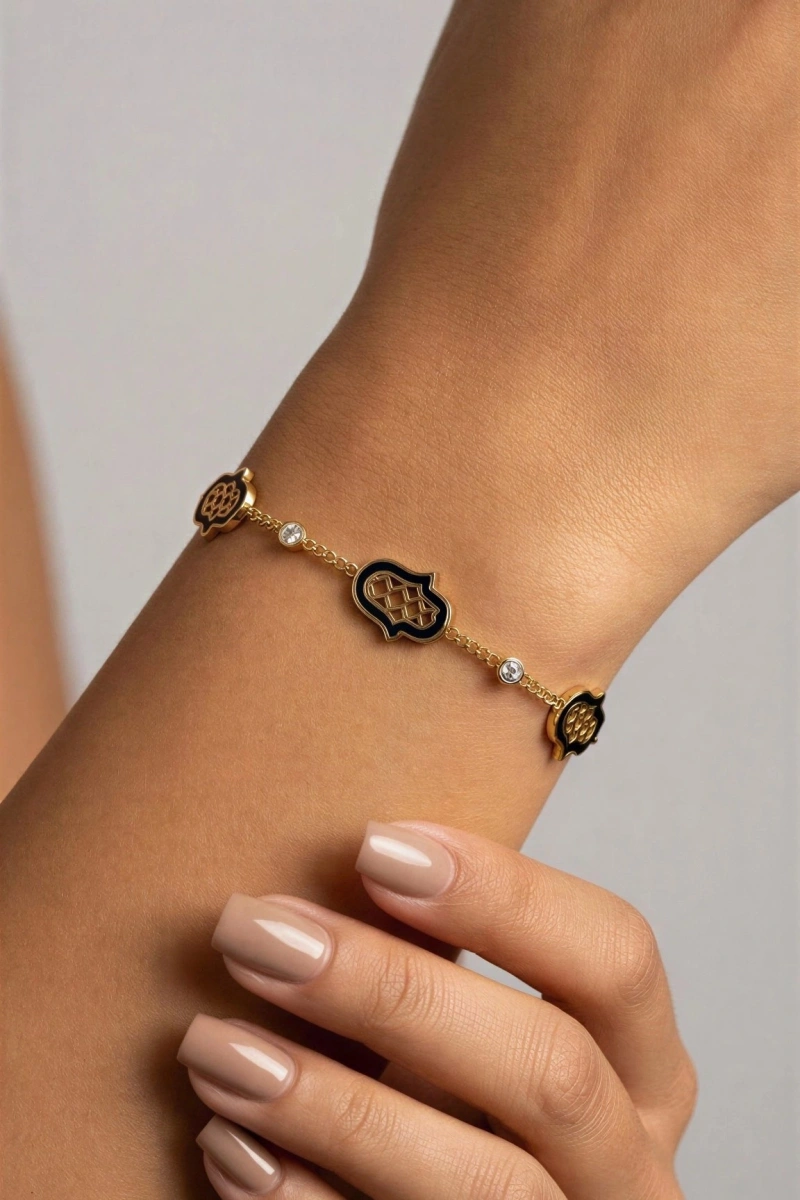 Siyah Fatıma Model Gold Altın Kaplama Çelik Bileklik