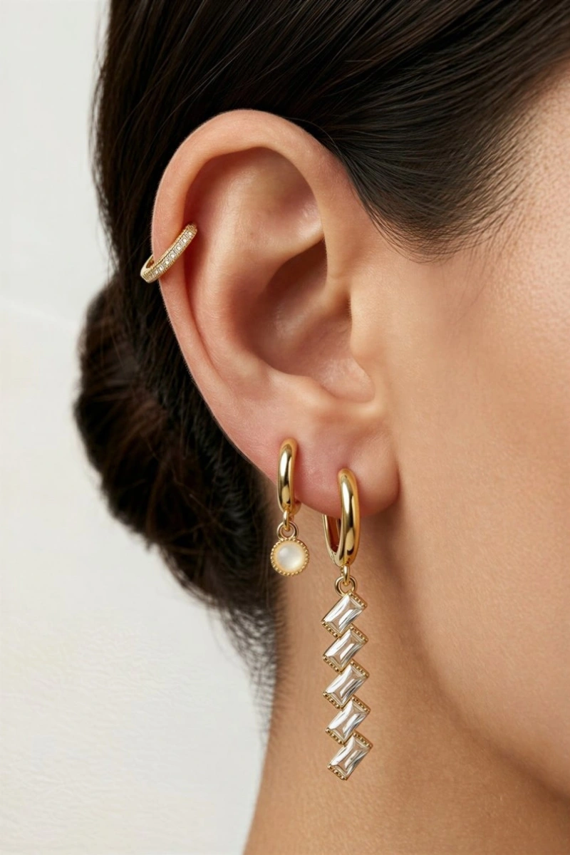 Sarkıt Model Gold Altın Kaplama Üçlü Küpe