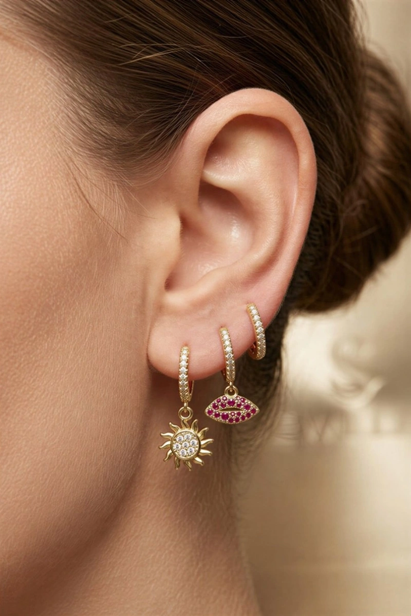 Dudak Model Gold Altın Kaplama Üçlü Küpe