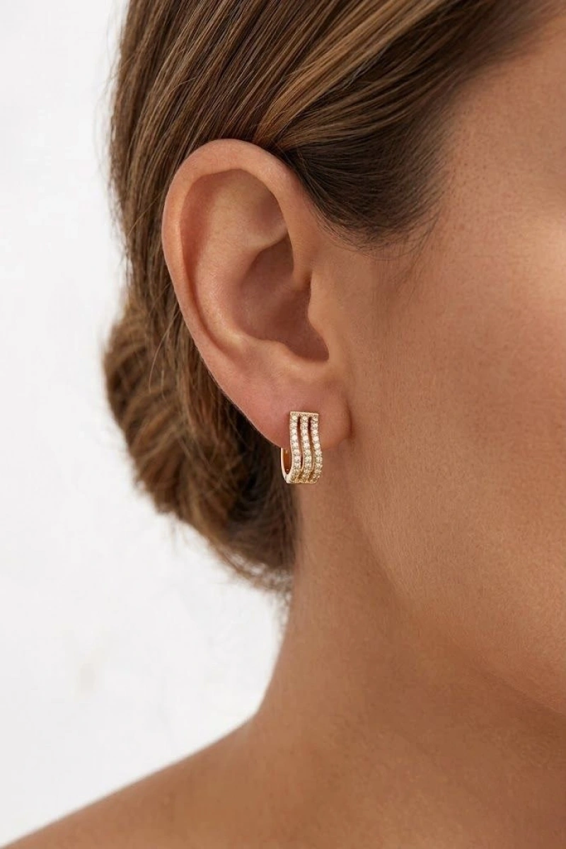 S TAŞLI MODEL GOLD ALTIN KAPLAMA KÜPE