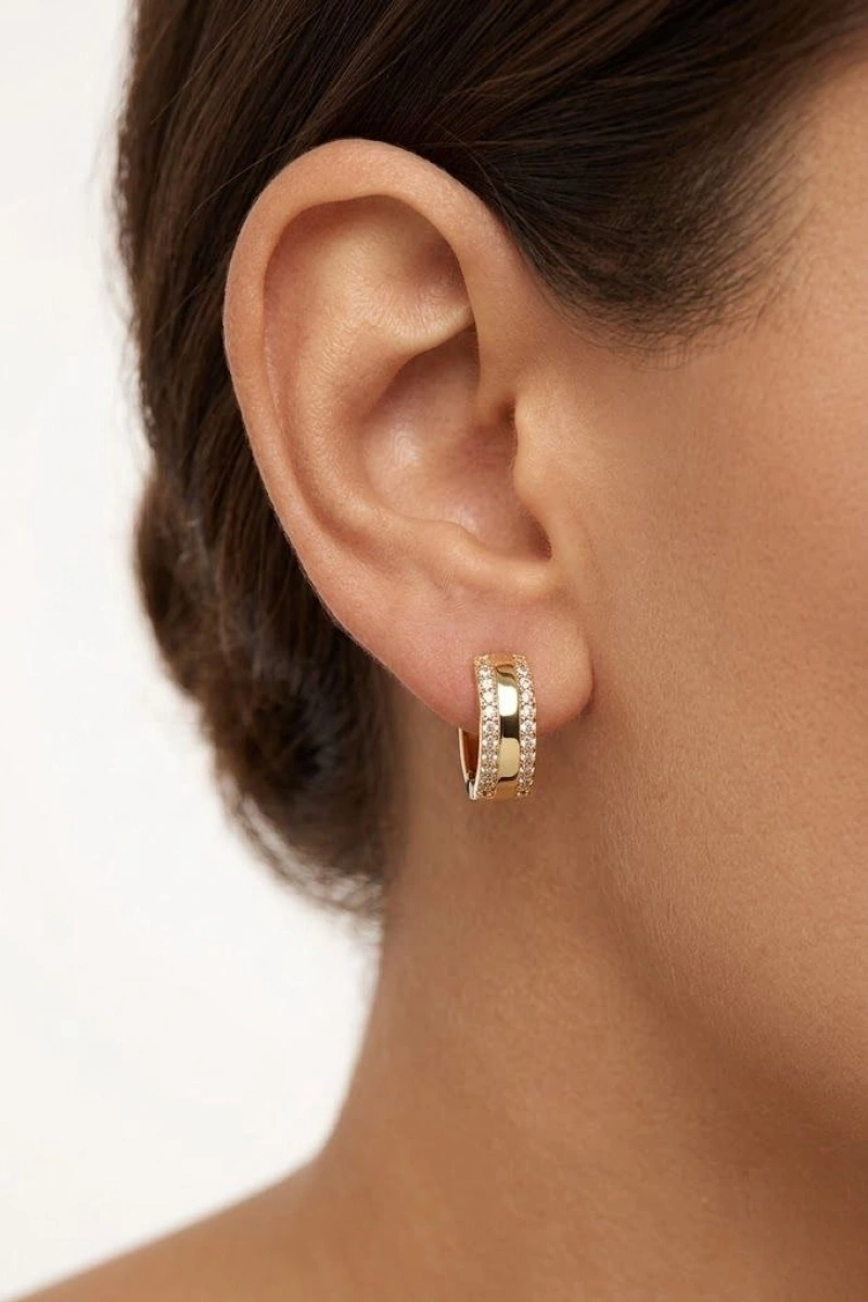 ŞERİT TAŞLI MODEL GOLD ALTIN KAPLAMA KÜPE