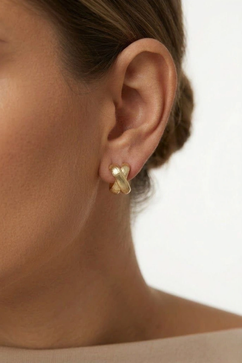 Geçiş Model Gold Altın Kaplama Küpe