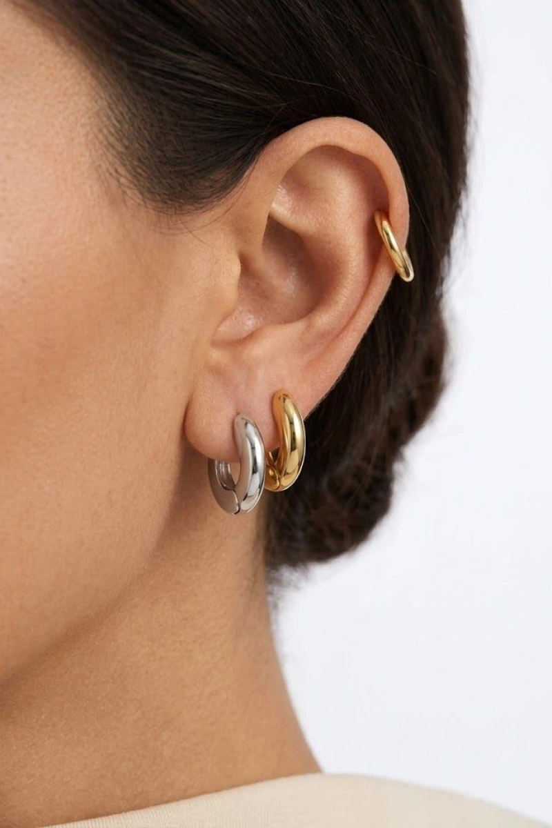 Üç Renk Halka Model Altılı Gold Altın Kaplama Çoklu Küpe