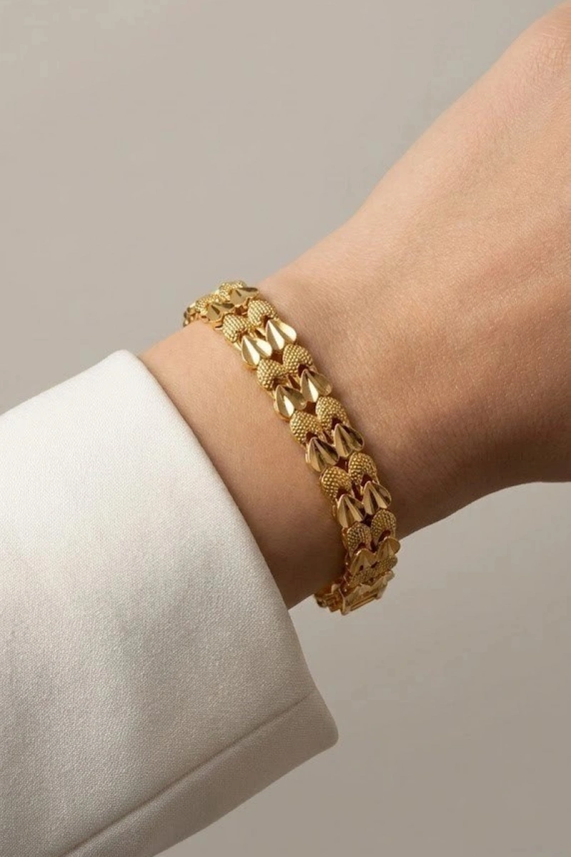 Çift Sıra Desenli Kalp Detay Gold Altın Kaplama Kuyum Bileklik