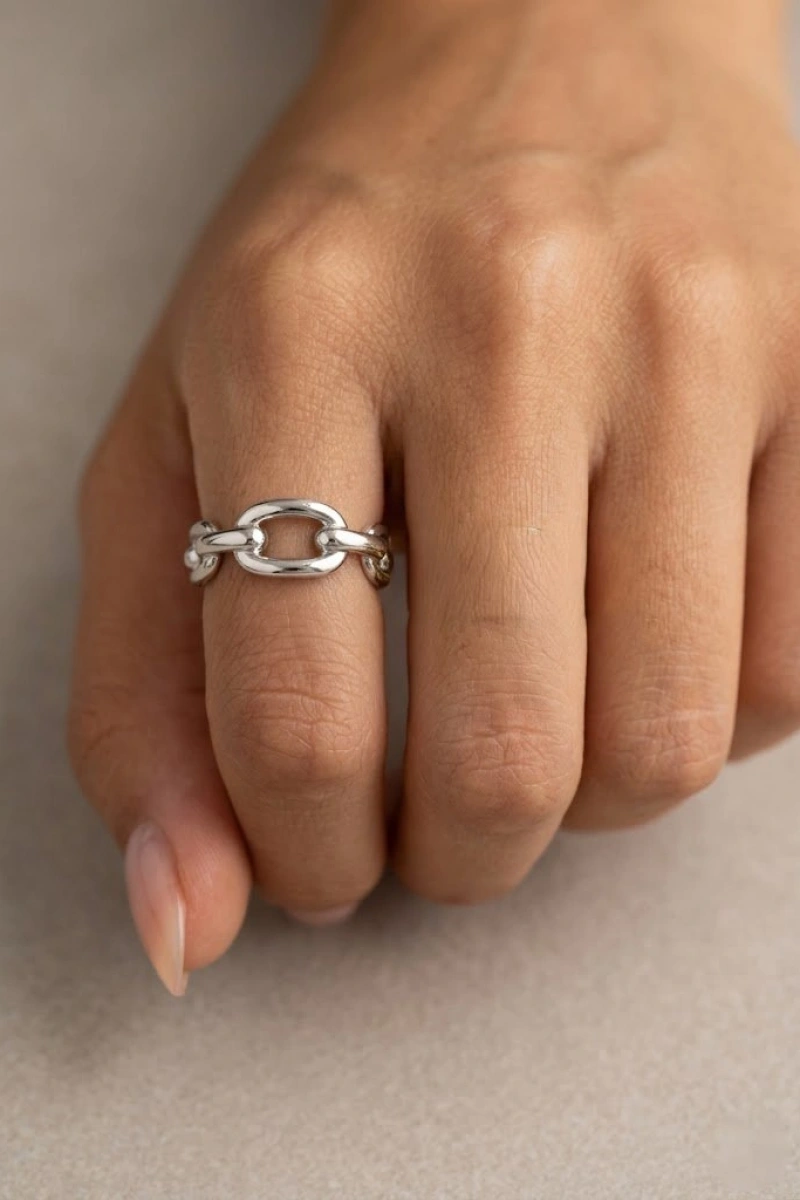 Kemer Model Beyaz Altın Kaplama Yüzük