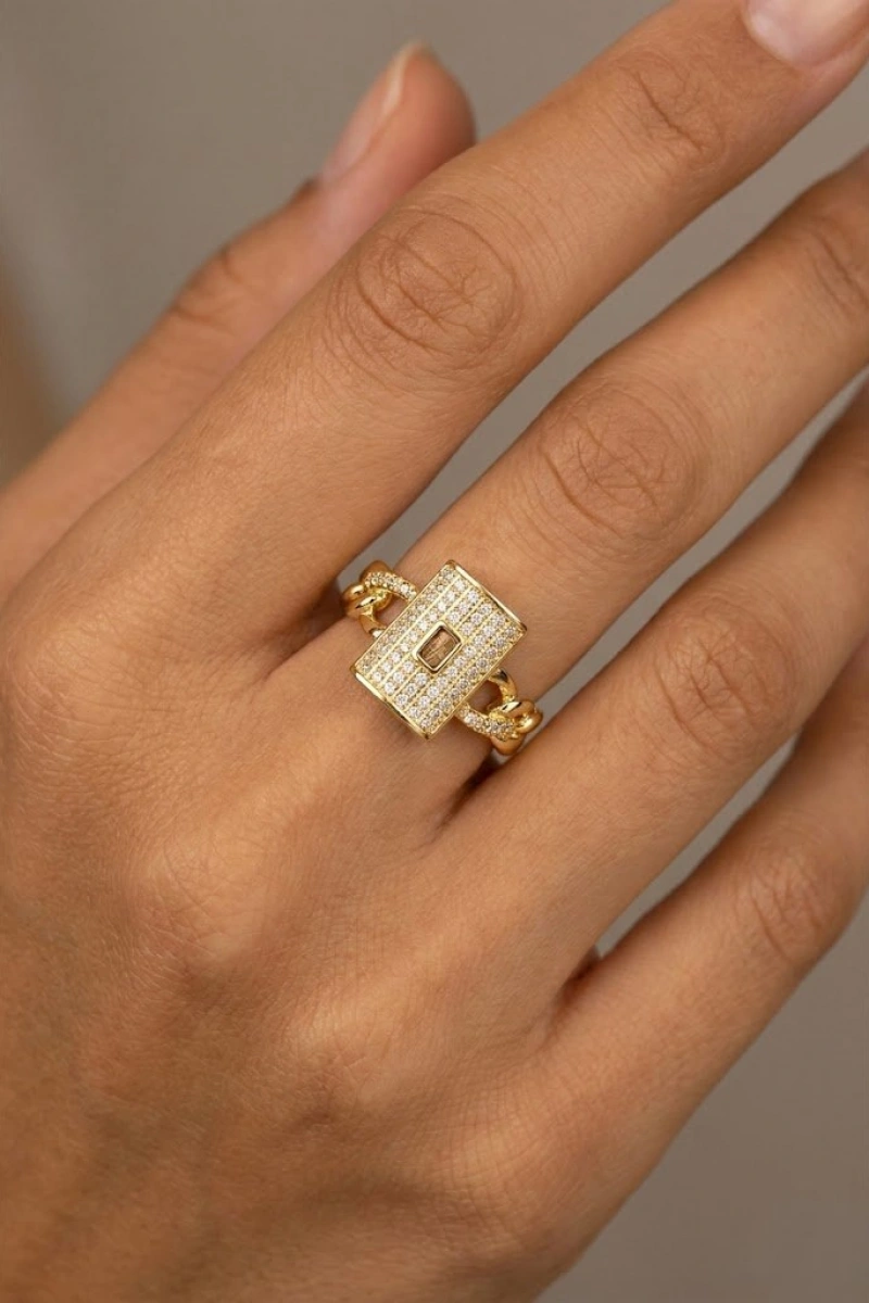 Taşlı Dikdörtgen Model Gold Altın Kaplama Ayarlanabilir Yüzük