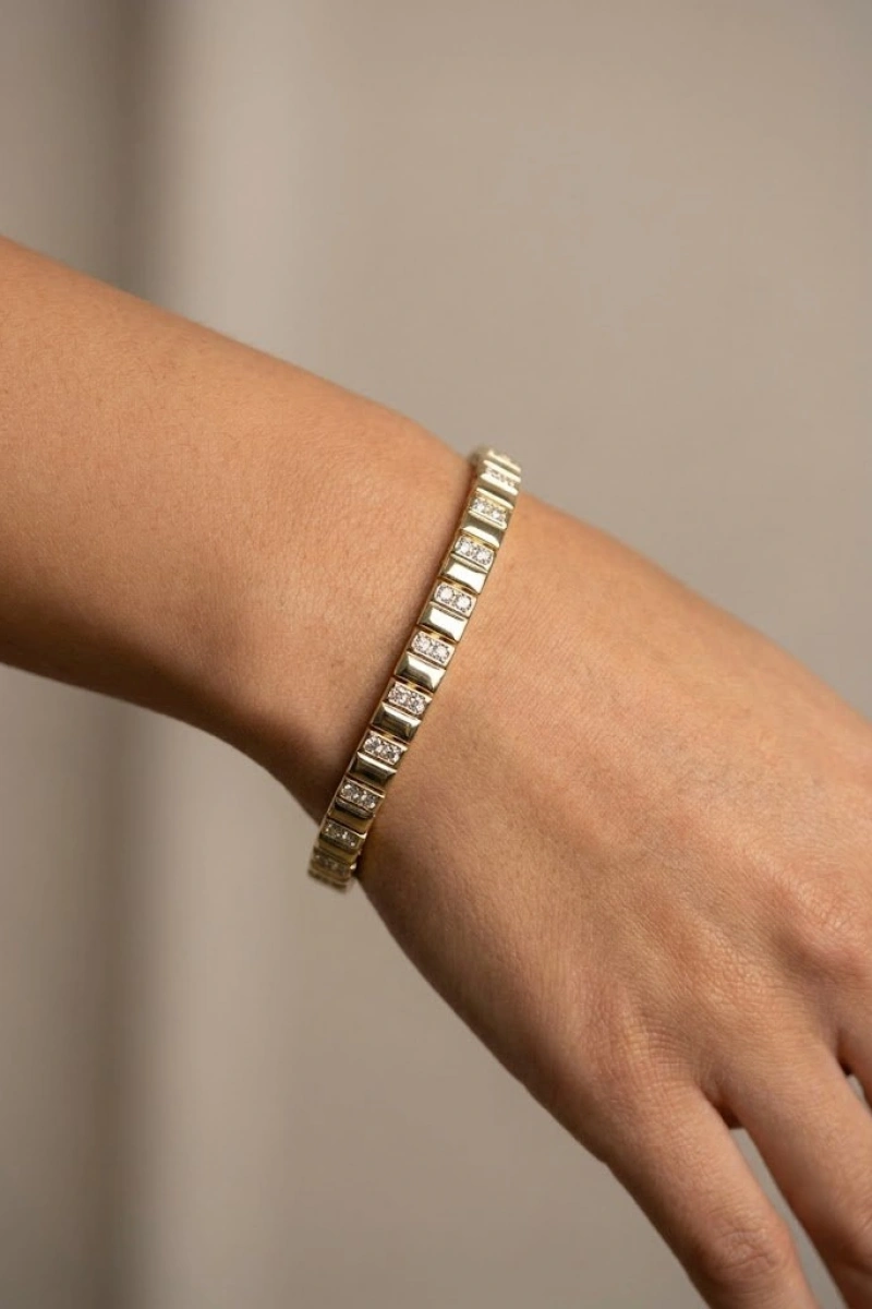 Yarı Taşlı Dikdörtgen Model Gold Altın Kaplama Bileklik