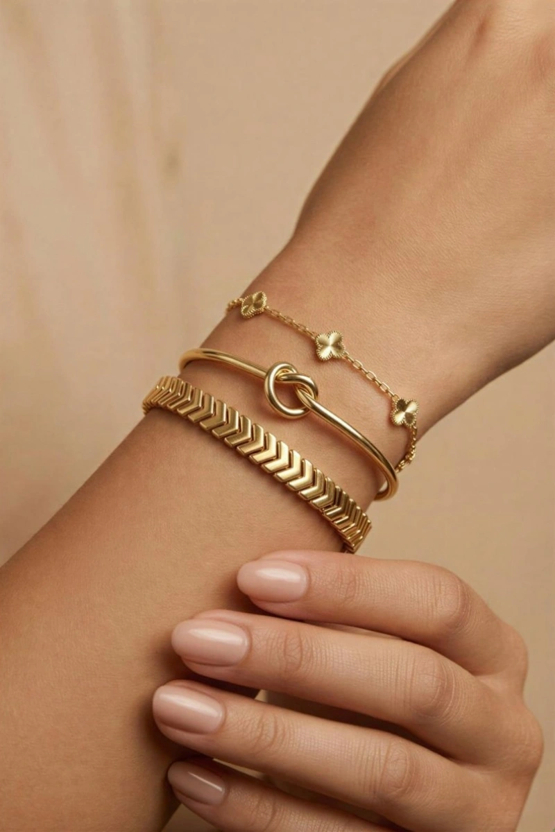 Minimal Yonca Kombin Model Gold Altın Kaplama Bileklik