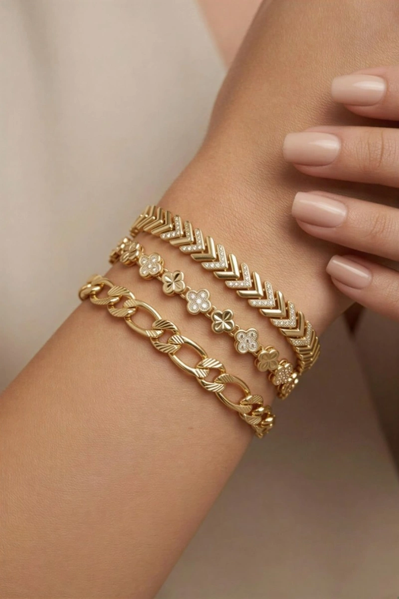 Yarı Taşlı Çavuş Model Gold Altın Kaplama Bileklik Kombin