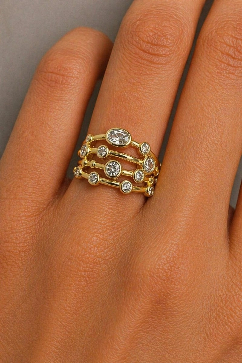 Çoklu Taş Model Gold Altın Kaplama Yüzük