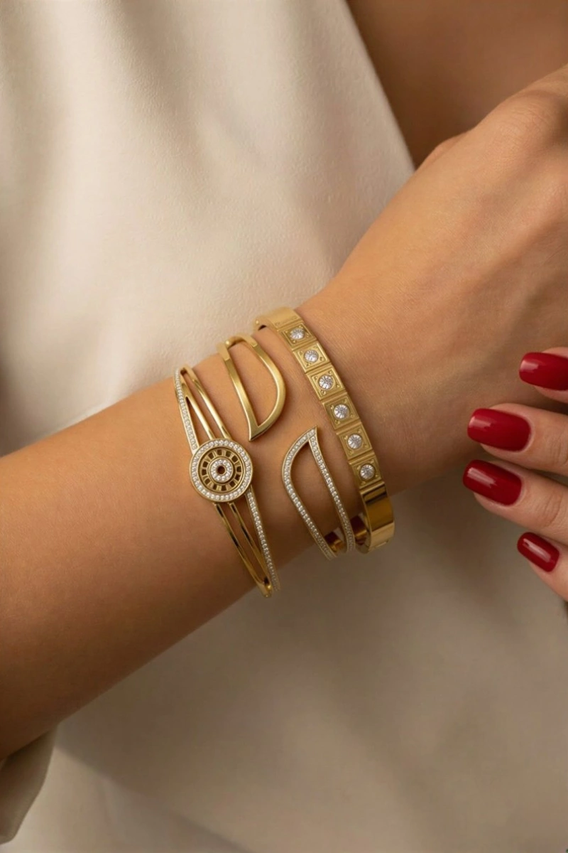 Oroperi Çelik Bileklik Kombin