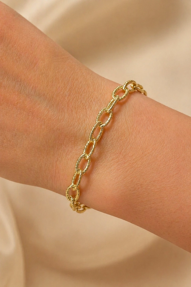 Desenli Elips Model Gold Altın Kaplama Bileklik