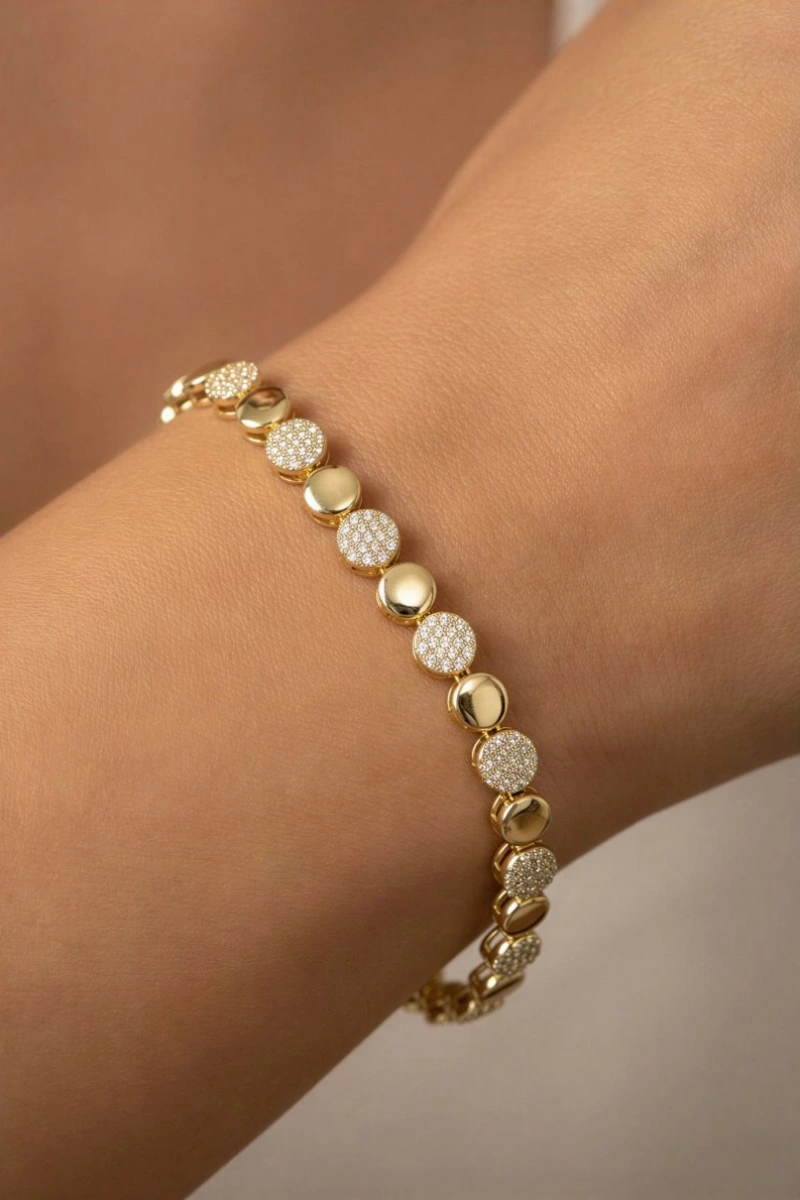 Taşlı Yuvarlak Model Gold Altın Kaplama Bileklik