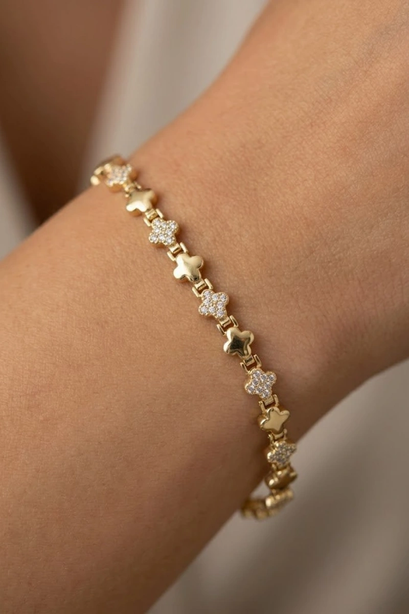 Yonca Model Gold Altın Kaplama Bileklik