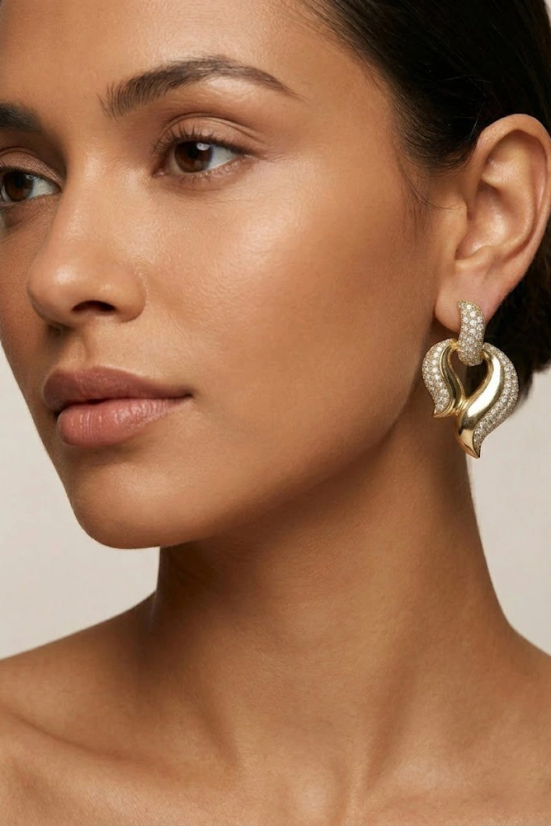 Taşlı Elips Model Gold Altın Kaplama Küpe