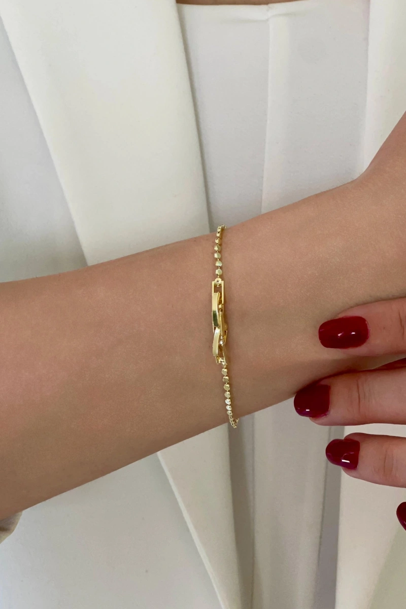 Pul Model Işıl Yıldız Detay Gold Altın Kaplama Bileklik