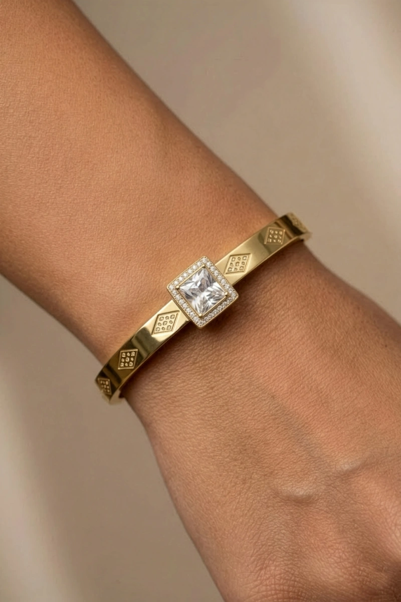 Baget Model Gold Altın Kaplama Çelik Bileklik