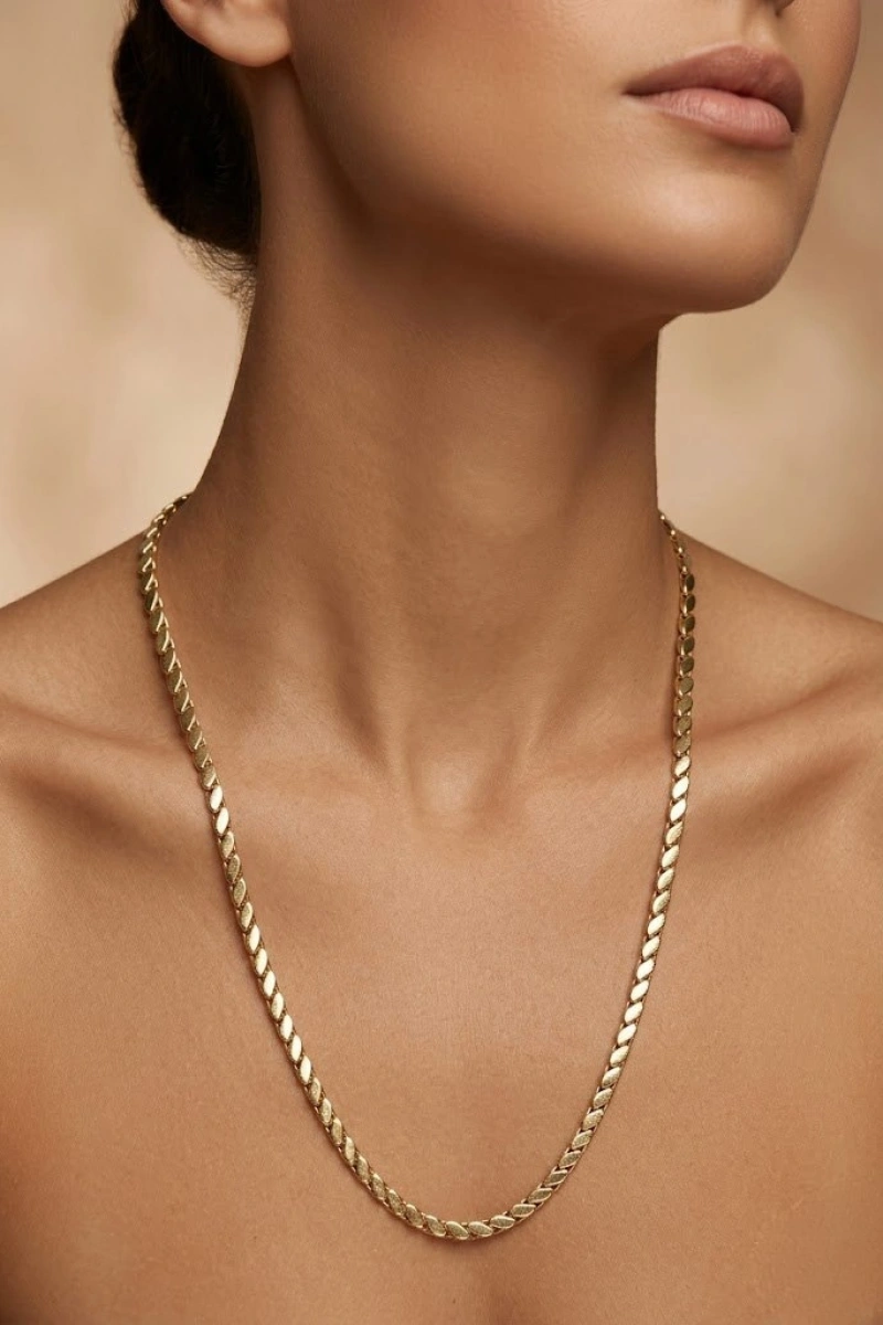 İnce Uzun Arpa Model Gold Altın Kaplama Kolye