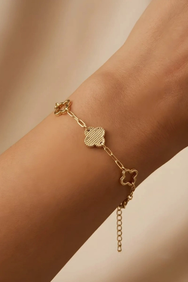 Noktalı Yonca Model Gold Altın Kaplama Bileklik