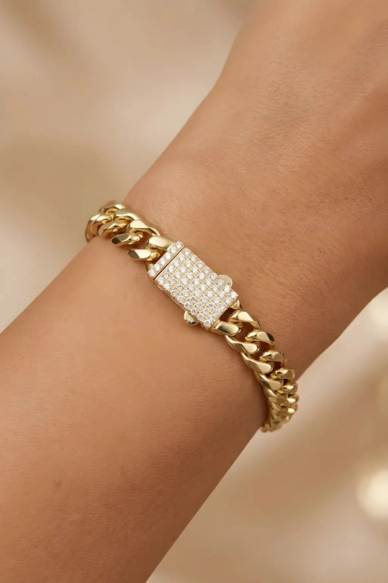 Taş Detay Gurmet Model Gold Altın Kaplama Bileklik