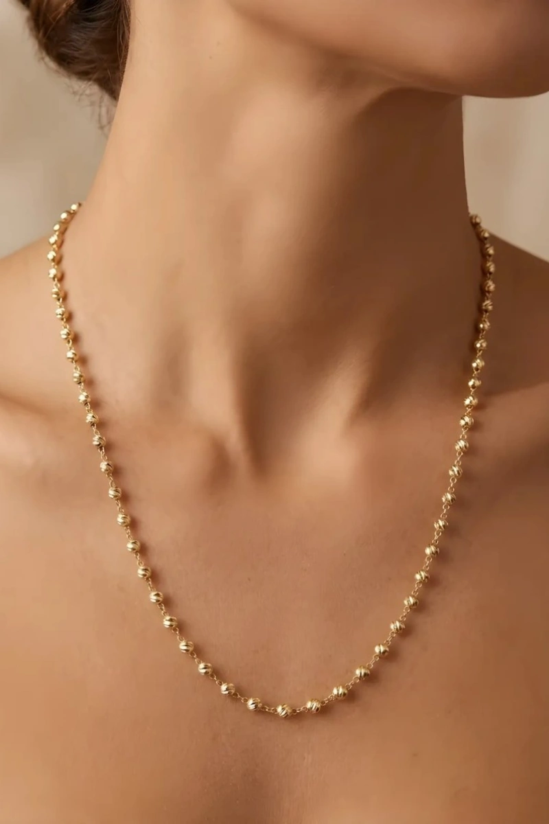 Desenli Dorika Model Gold Altın Kaplama Kolye
