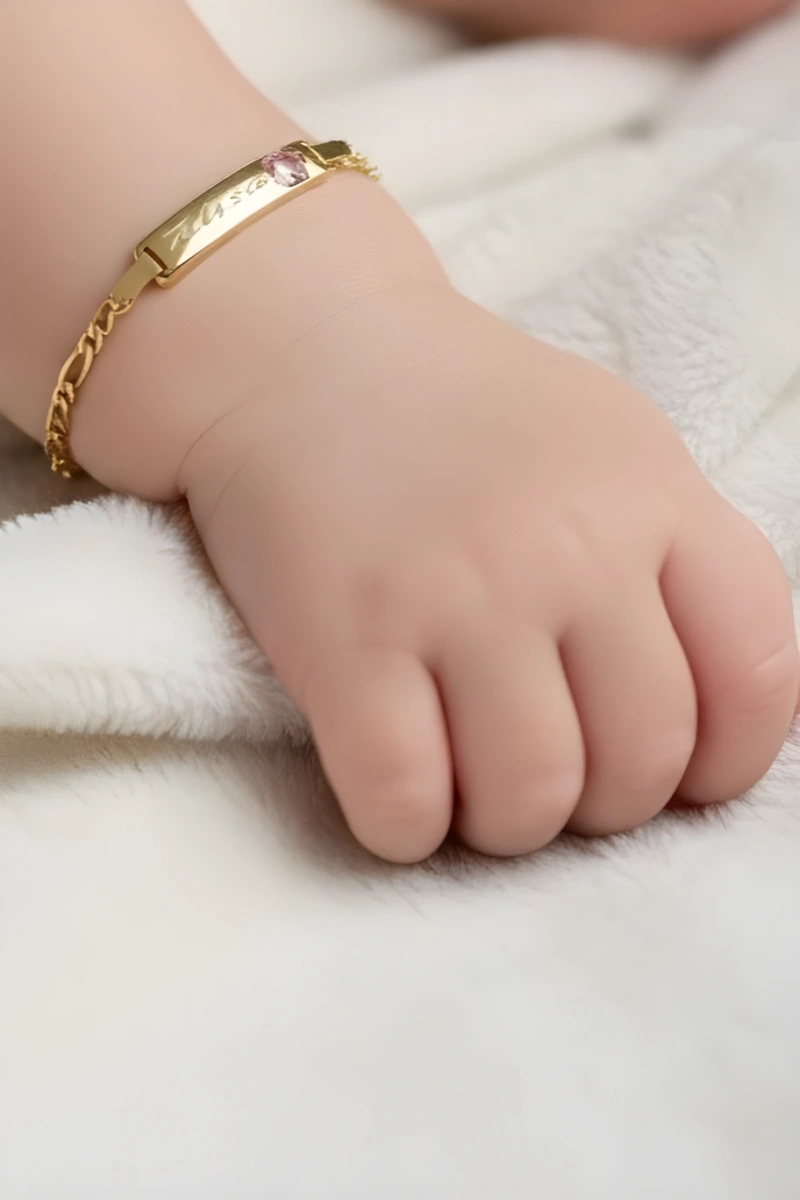 -İSİMLİ- İnce Ezik Bağlı Model Gold Altın Kaplama Kız Bebek Künyesi