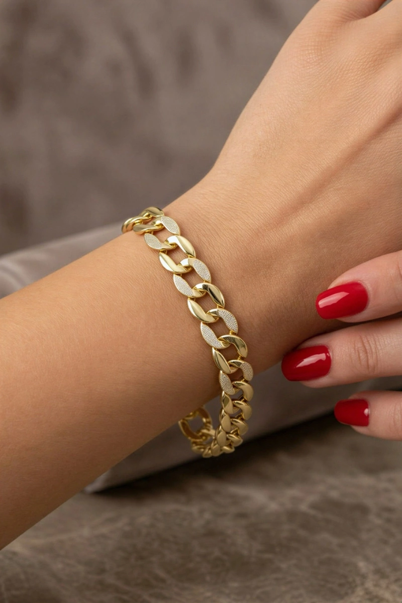 Ezme Zincir Yarı Taşlı Model Gold Altın Kaplama Bileklik