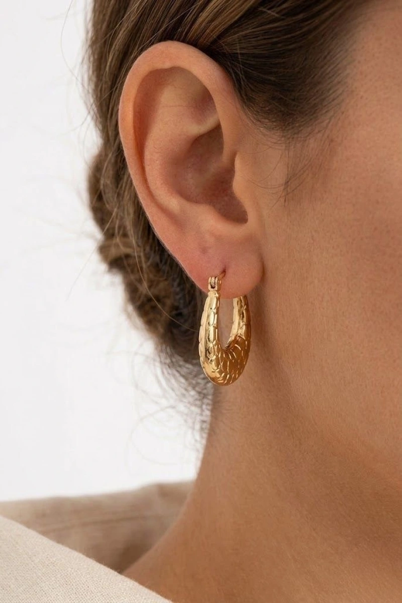 Vintage İşlemeli Model Gold Altın Kaplama Küpe