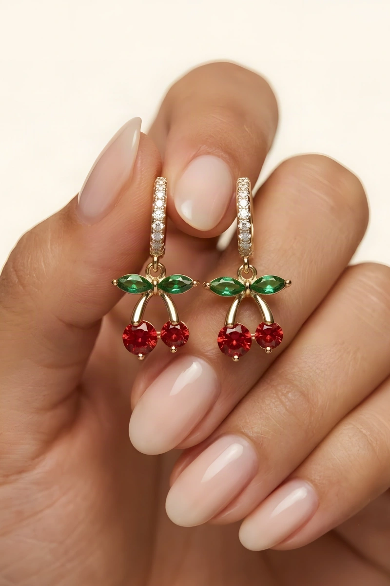 Cherry Model Gold Altın Kaplama Küpe
