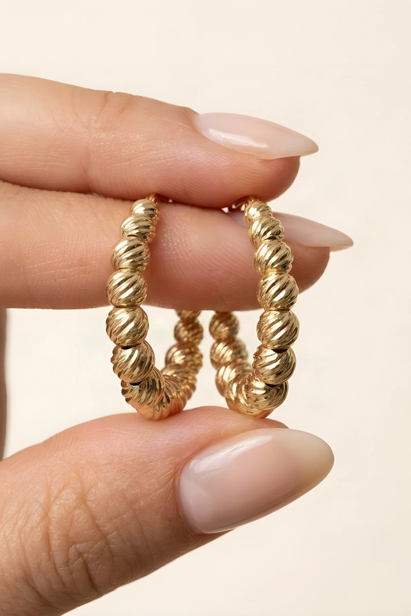 Dorika Model Gold Altın Kaplama Küpe