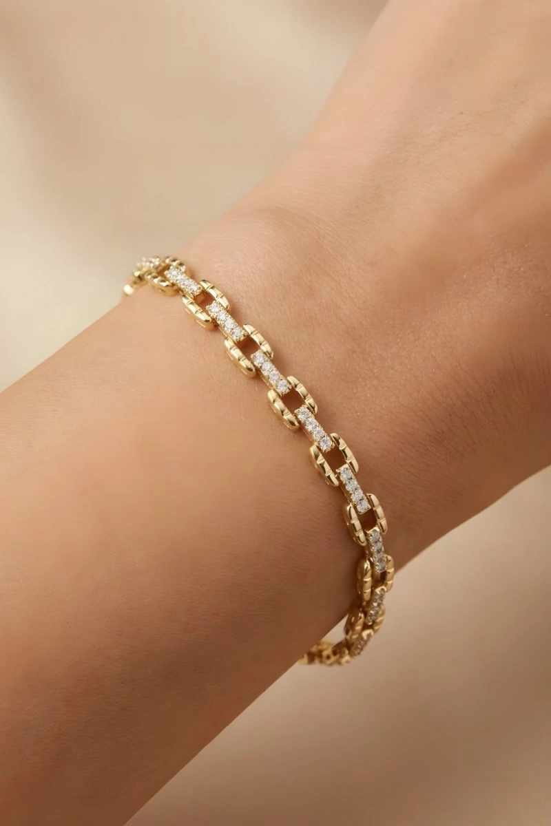 Kare Model Taş Detay Gold Altın Kaplama Bileklik