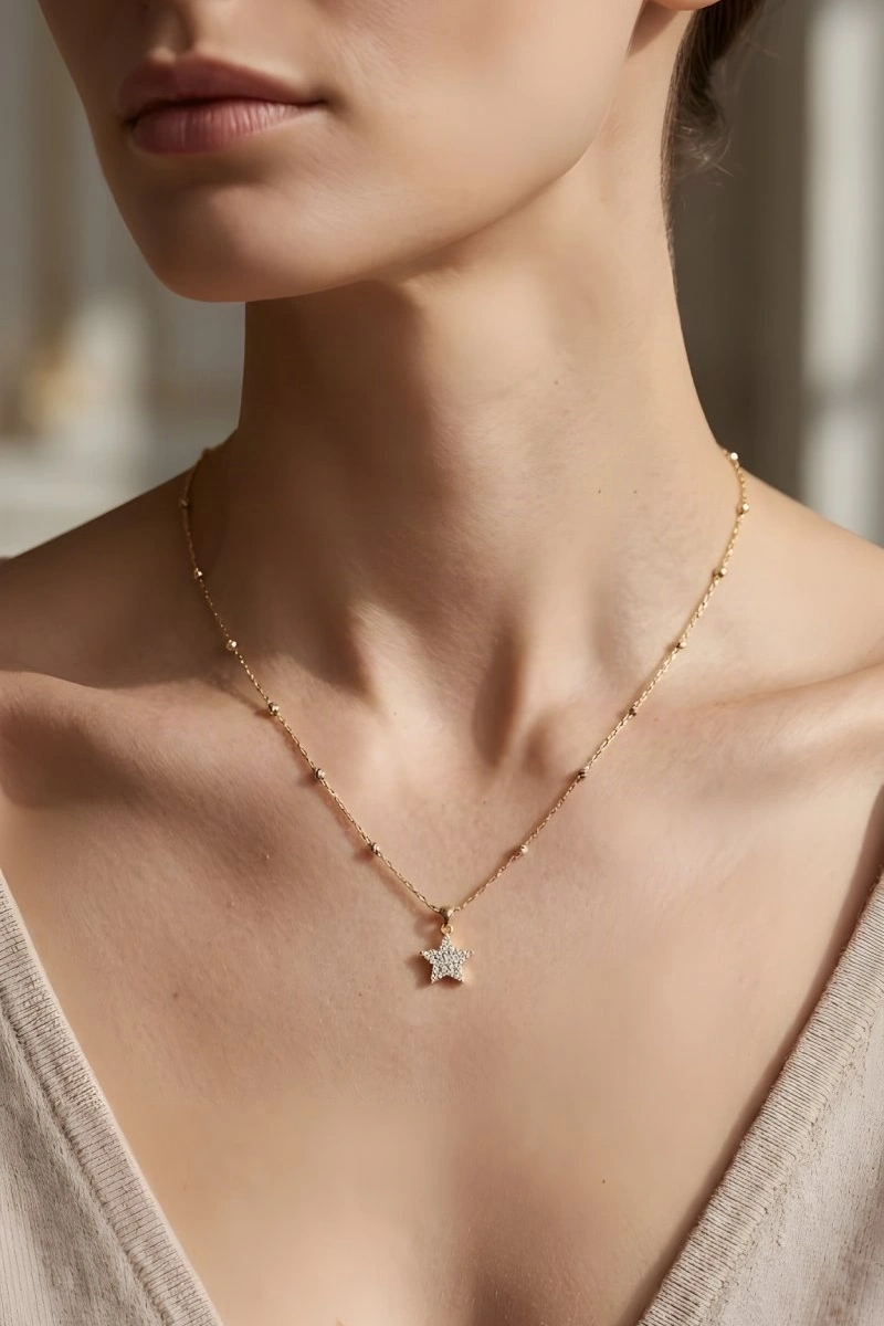 Taşlı Yıldız Model Gold Altın Kaplama Kolye