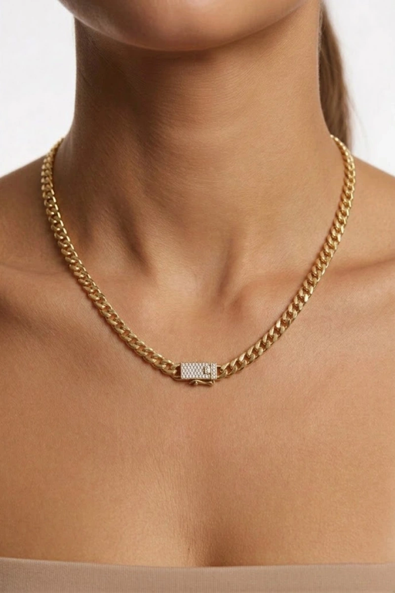 Gurmet Ezik Bağlı Model Taş Detay Klips Gold Altın Kaplama Kolye