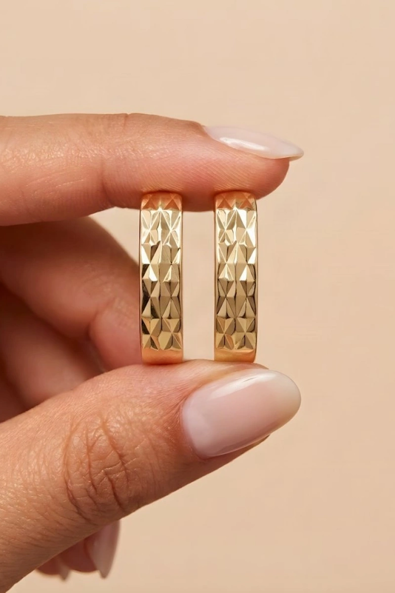 Baklava Çizgi Model Gold Altın Kaplama Küpe