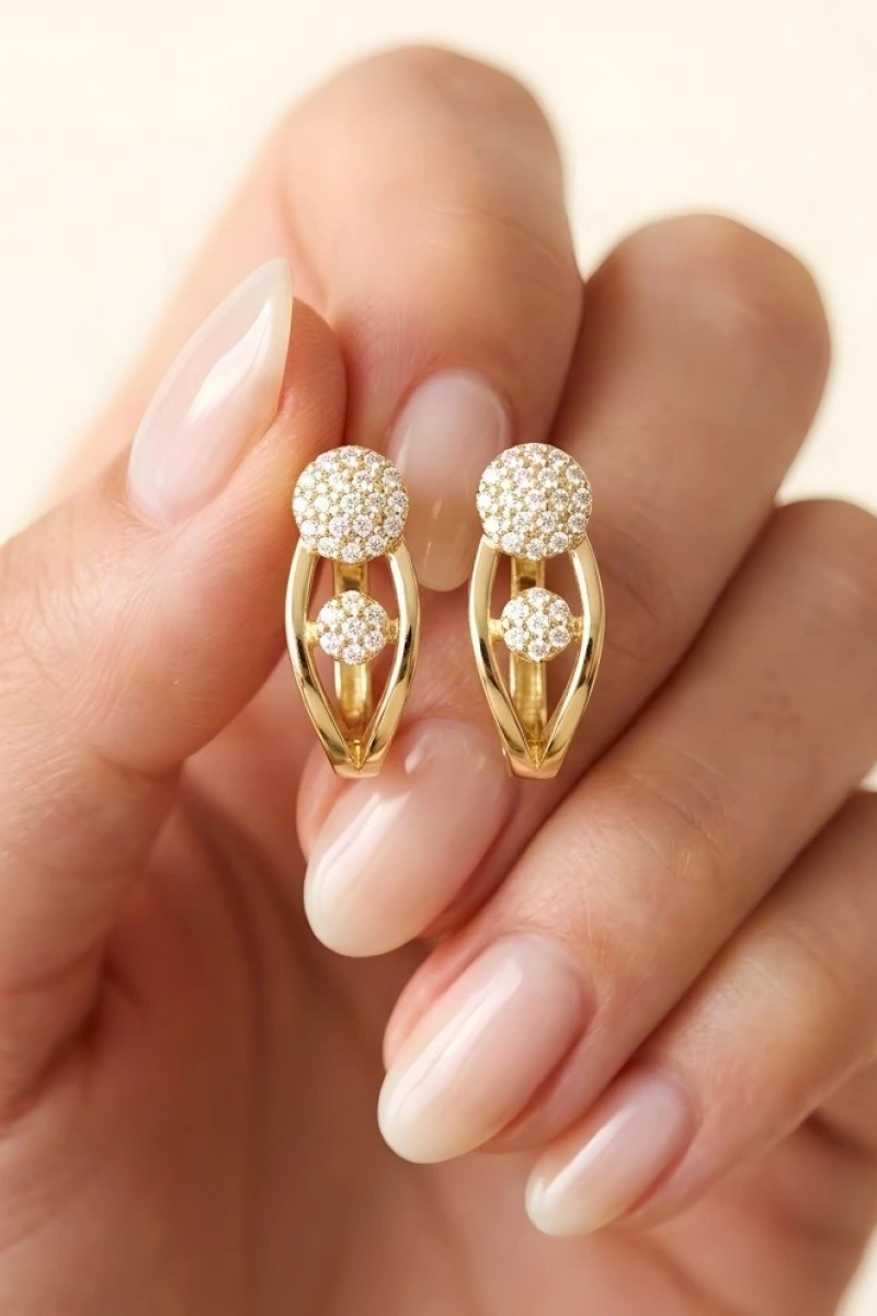 Taşlı Çengel Model Gold Altın Kaplama Küpe