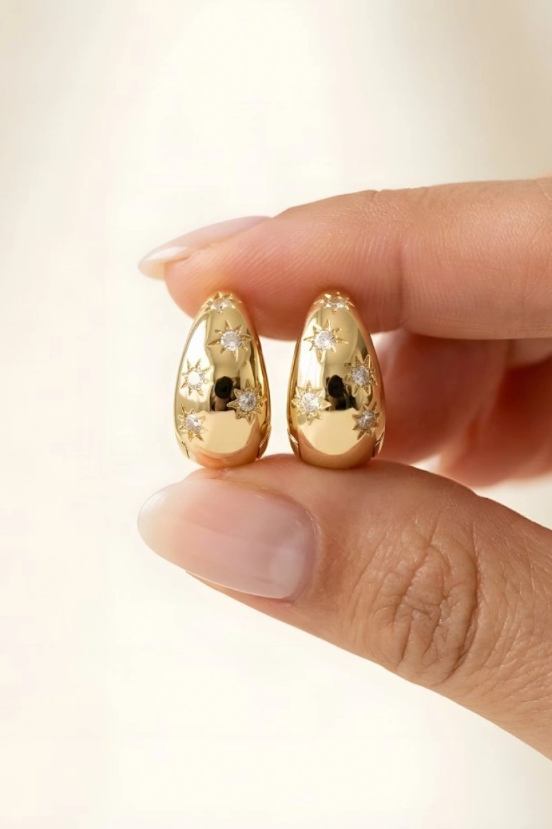 Yıldız Oval Model Gold Altın Kaplama Küpe