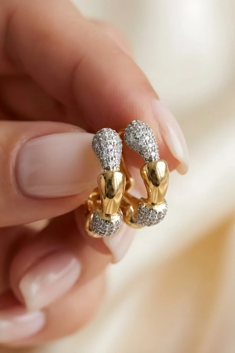 Taşlı Boğum Halka Model Gold Altın Kaplama Çelik Küpe