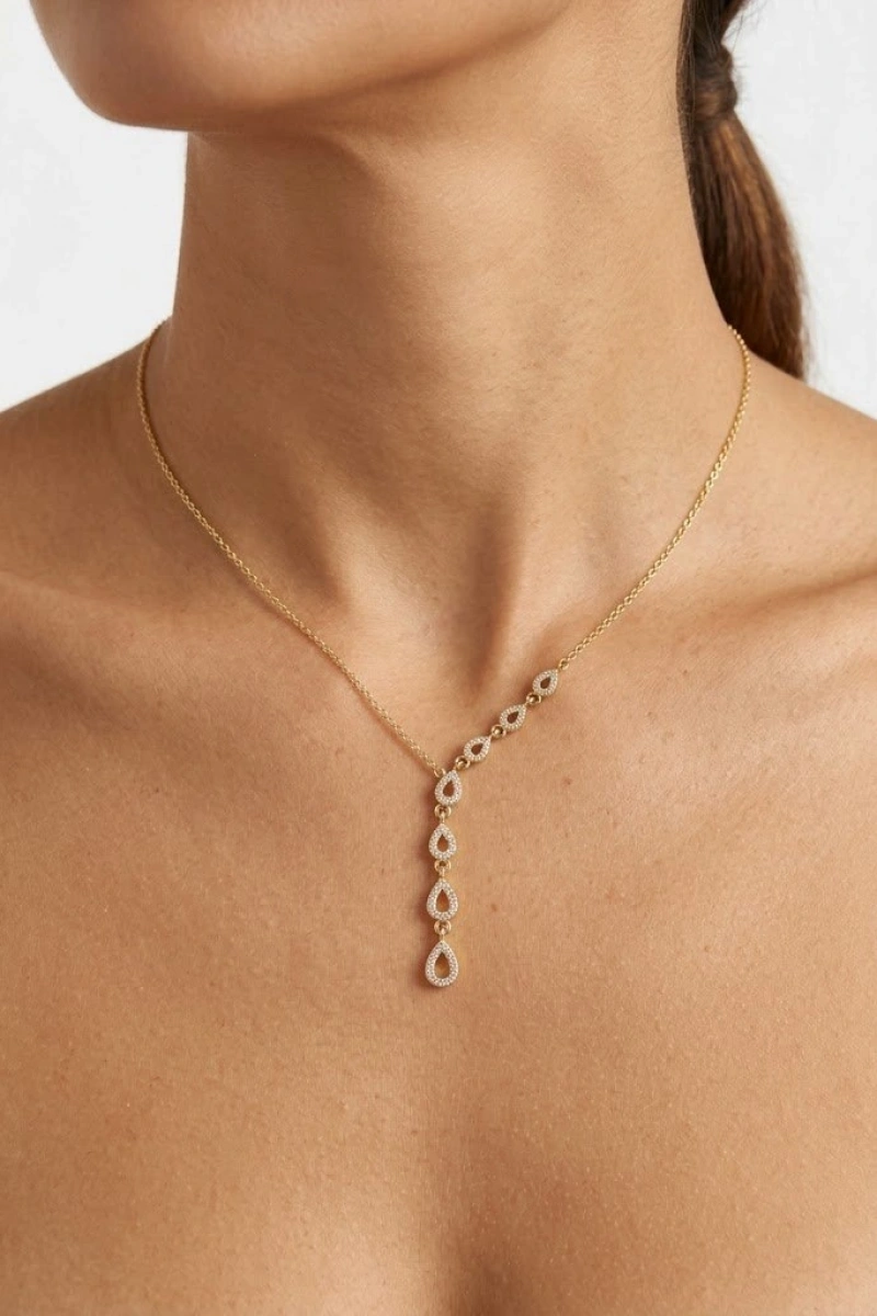 Taşlı Damla Detay Kıvrım Model Gold Altın Kaplama Kolye