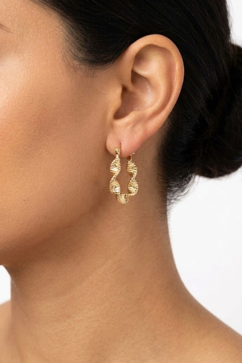 Sarmal Model Gold Altın Kaplama Küpe