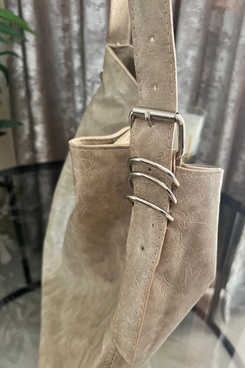 Bennie Model Bej Renk Deri Kol Çantası