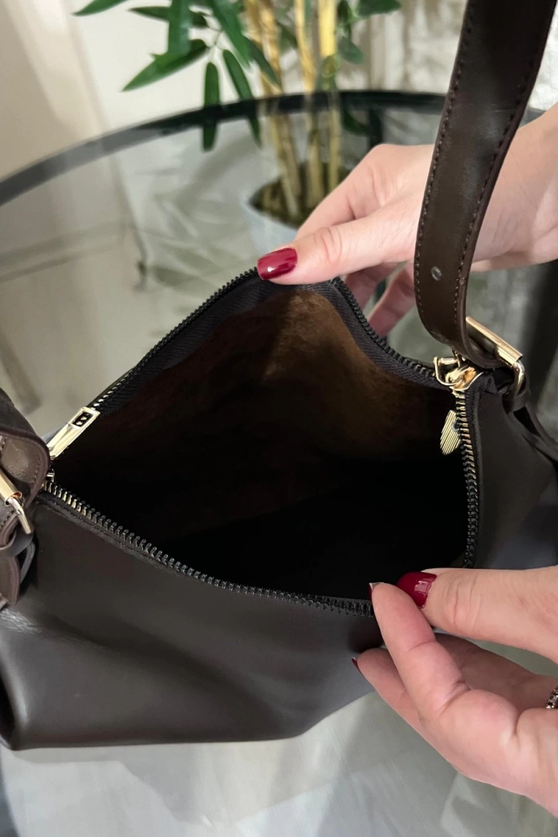 Point Model Acı Kahve Renk Deri Kol Çantası