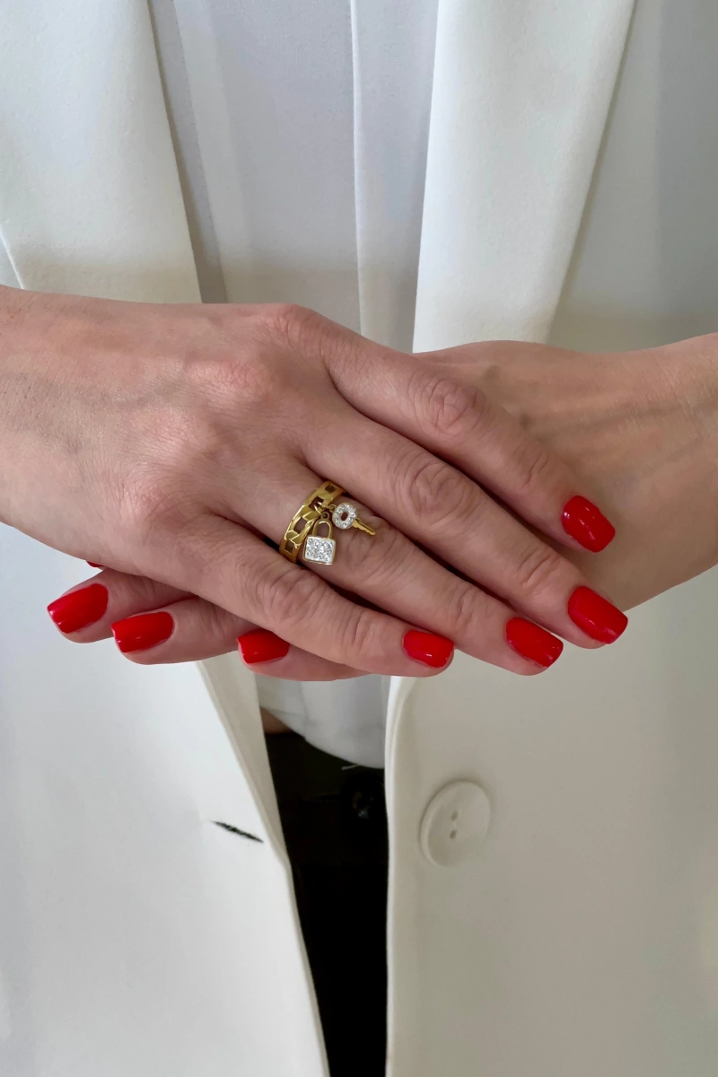 T Model Anahtar Kalp Gold Altın Kaplama Yüzük